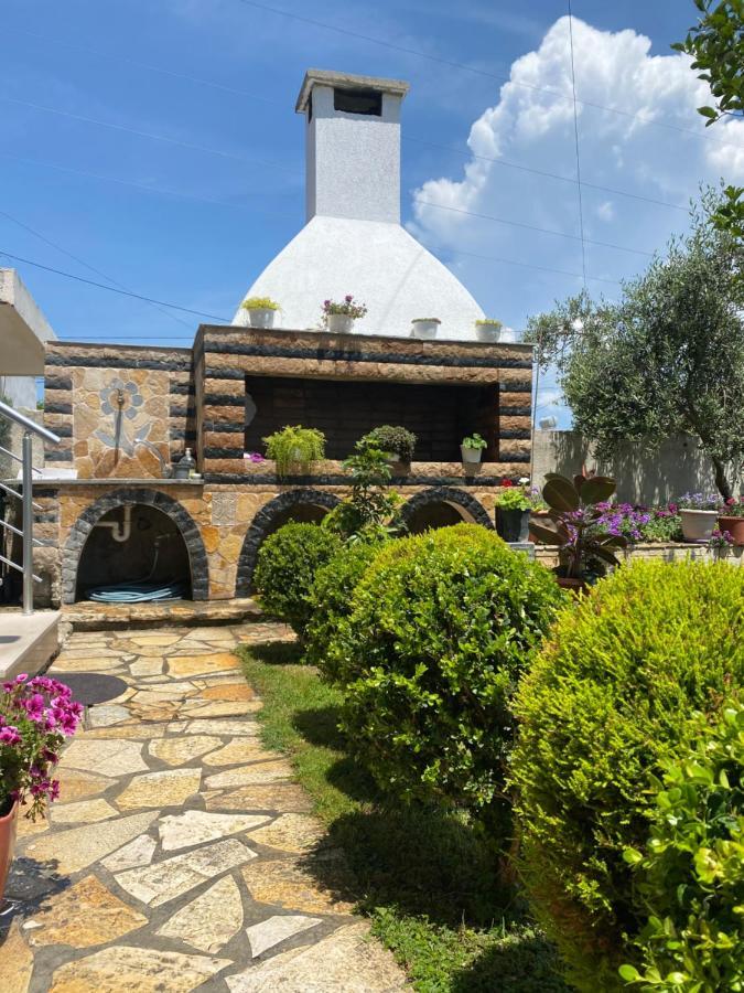 Maison Apartments Vlora Kültér fotó